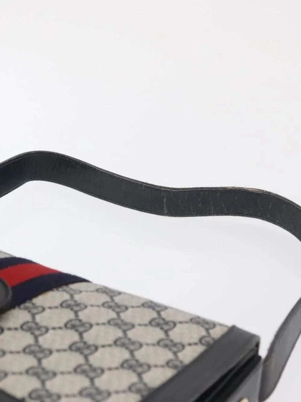 GUCCI GG Supreme Sherry Line Shoulder Bag PVC Navy Gold Auth ka2109